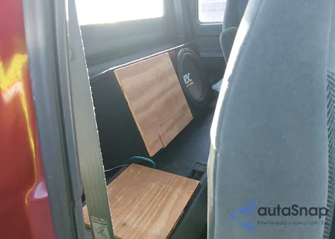 1992 Ford F150 из США, поврежденный, VIN 1FTEX15N8NKA49390